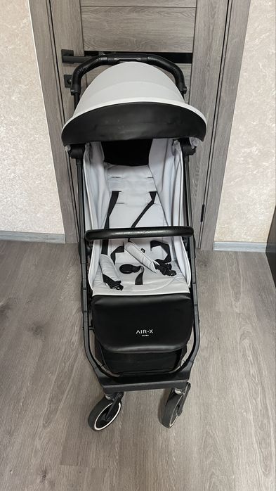 Прогулянкова коляска Anex Air X