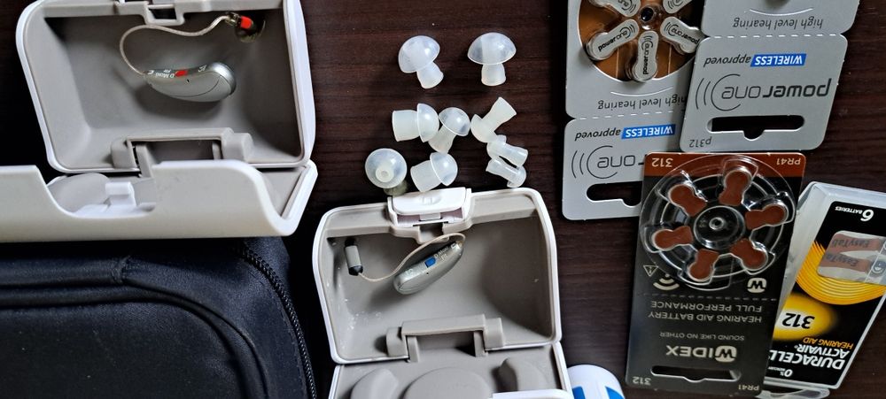 Aparat słuchowy Unitron D Moxi Fit 3 P6 Platinum