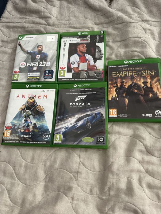 Gry na xbox one.