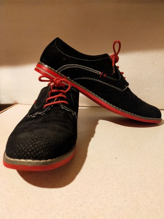 Buty Półbuty pantofle Primavera 42 jak nowe