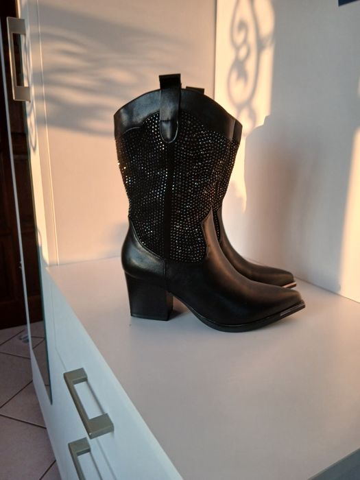 Nowe botki kowbojki rozm.36