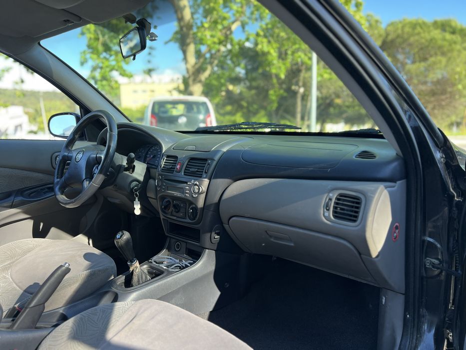 Nissan Almera 1.5 90cv - 2001