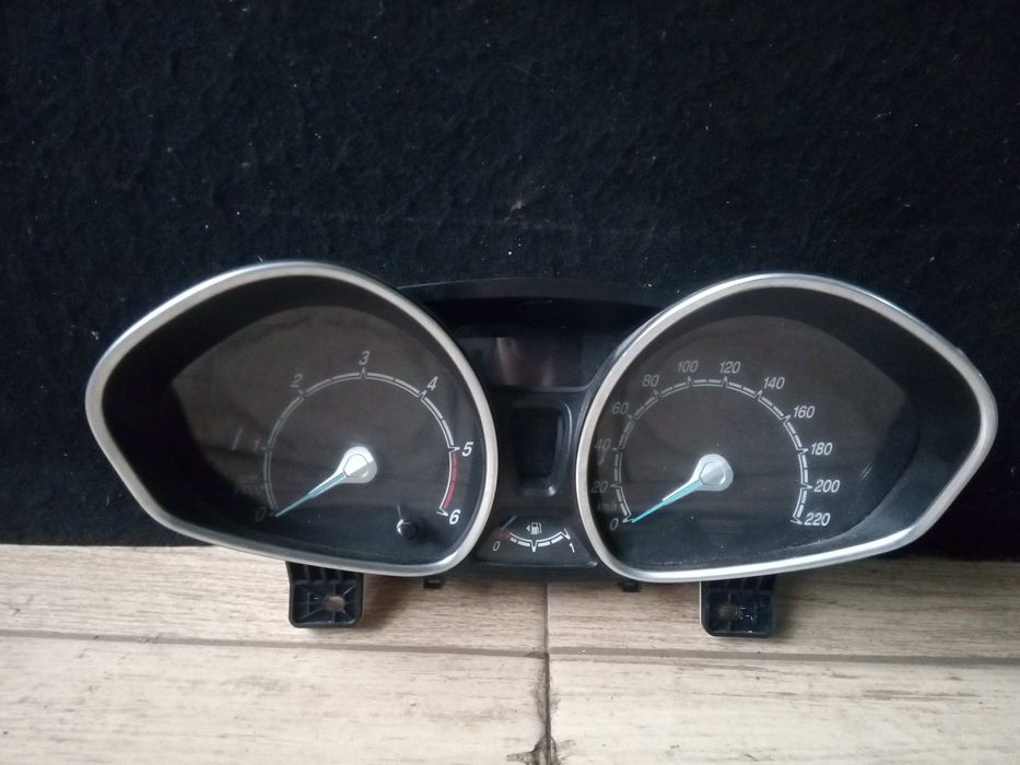 Quadrante / painel de instrumentos FORD Fiesta VI (CB1, CCN)