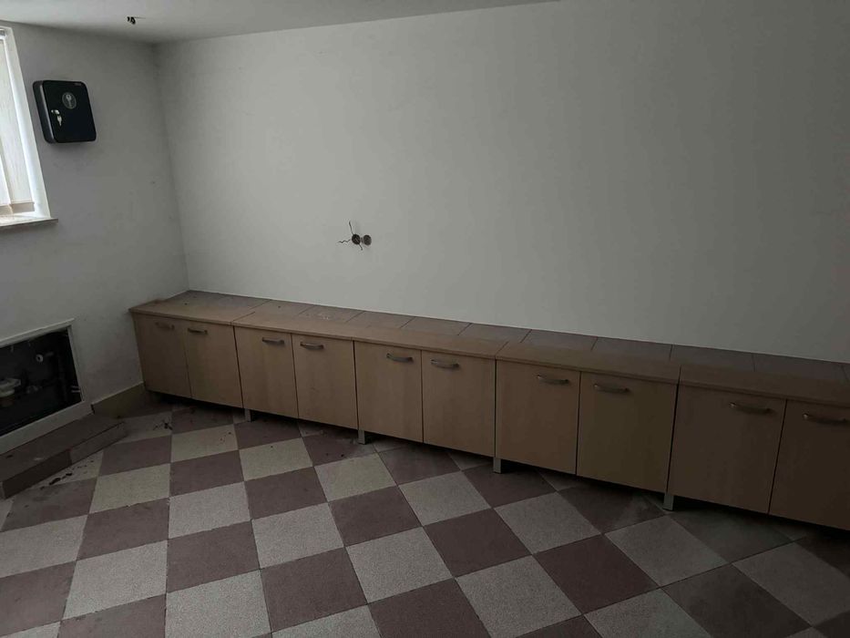 Zestaw mebli biurowych