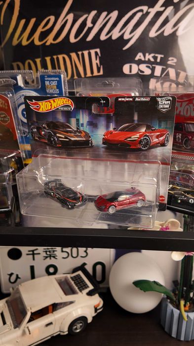 Hot Wheels 2-pak McLaren Senna & Mclaren 720S | Premium Car Culture