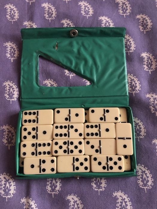 Dominó Completos
