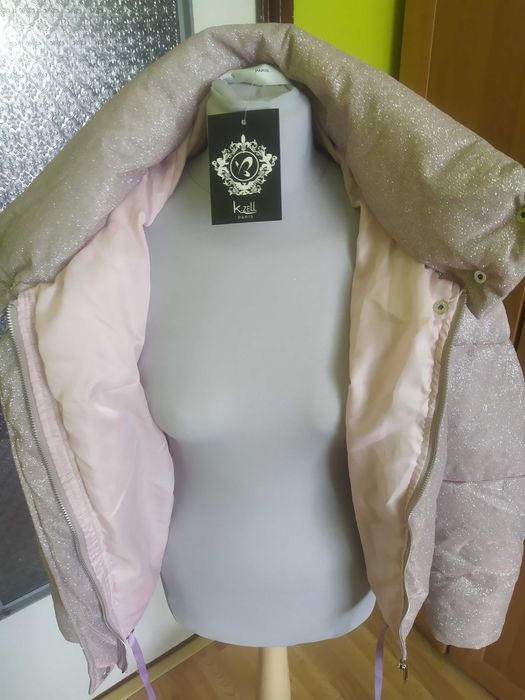 Różowa z brokatem kurtka nowa z metką