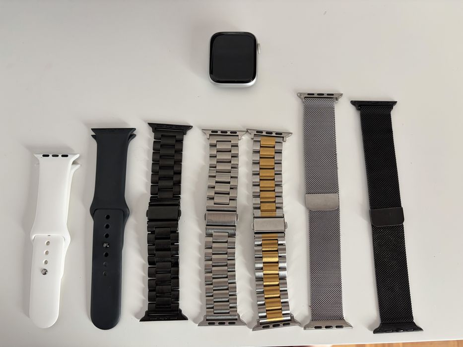 Apple Watch Series 5 44 mm GPS – 120 €