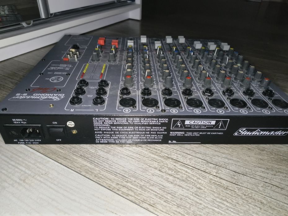 Mikser audio Studiomaster Diamond 8-2 | sprawny | kable + pudełko Środa ...