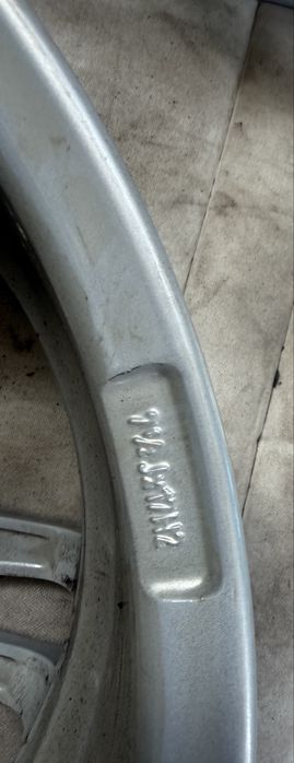 484 felgi aluminiowe Dezent ET 30 7,5jx17” 5x112 Audi BMW VW Skoda