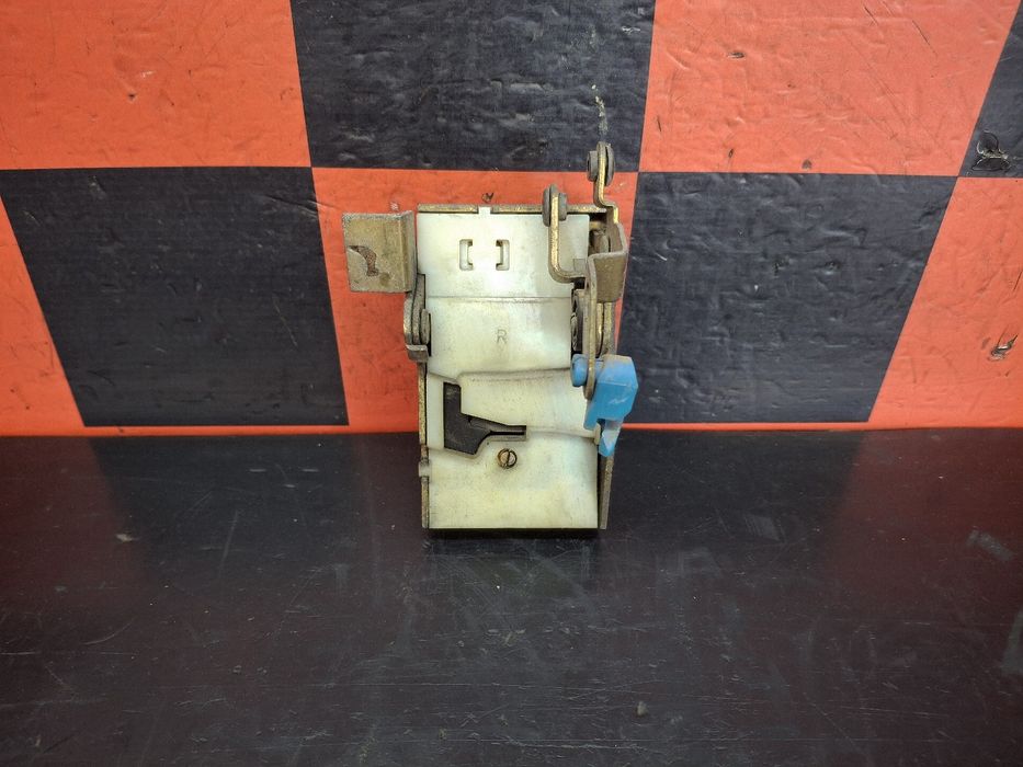 Fechadura / fecho porta frente direito FORD Transit Chassis (E_ _)