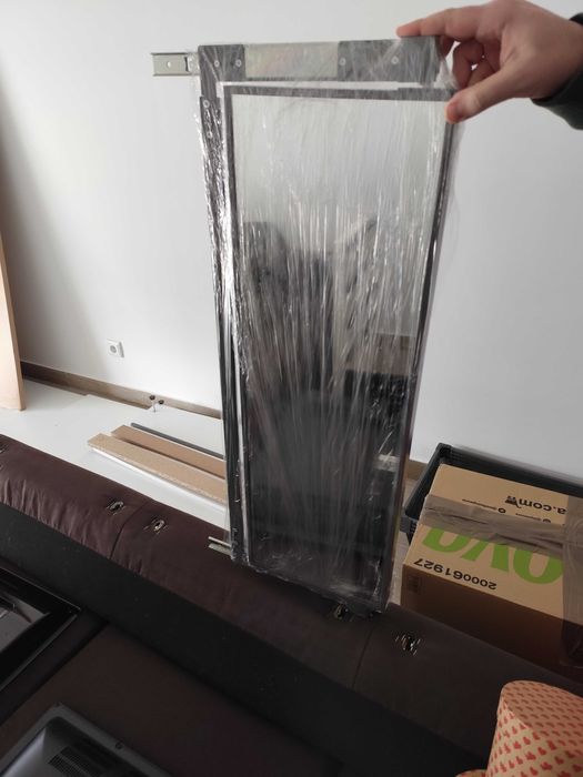 Complementos roupeiro IKEA TUDO por 150€.