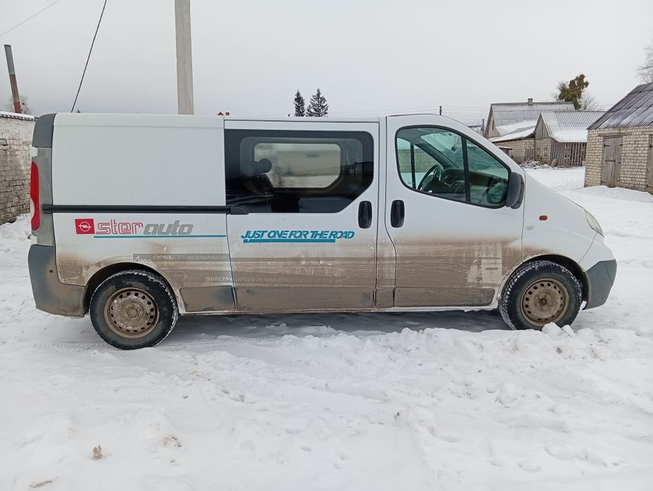 Опель Віваро,2007 рік