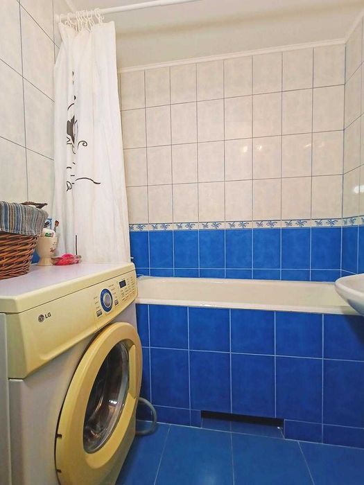 Продаж 1-кімн квартири 34 м2 стан заходь і живи, неподалік ринку НИВА.