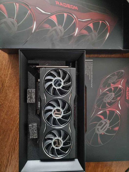 Відеокарта AMD Radeon RX 6750 XT