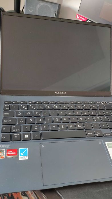 Asus Zenbook S13 R7-6800U/16GB/1TB/OLED Norweska Klawiatura