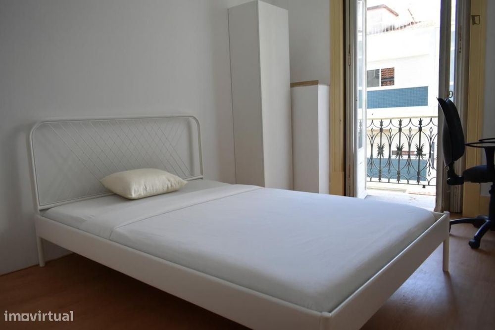 Quarto - localizado em Anjos Lisbon