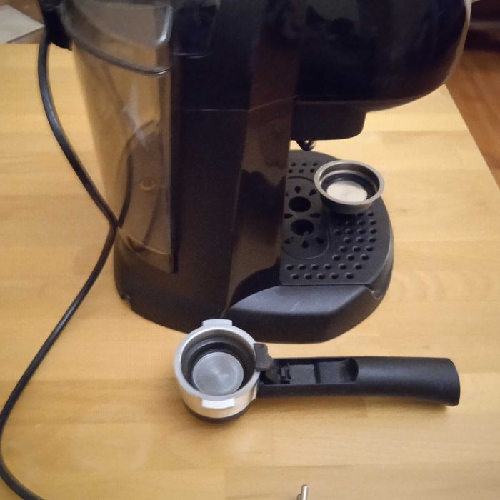 DeLonghi Ekspres do kawy