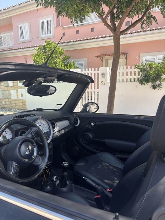 Mini Cabrio Preto