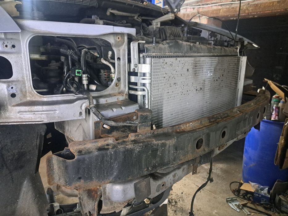 Комплект радіаторів кондиціонера охолодження Hyundai Trajet 99-08 2.0