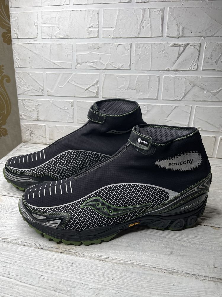 saucony progrid razor vibram event 3 700 Olx