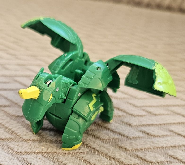 Figuras de ação - Dragonoid Maximus - Bakugan