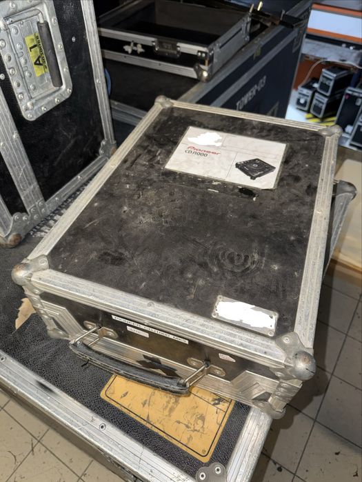 Par Pioneer CDJ-1000MK3 + Flight Cases Transporte e Proteção