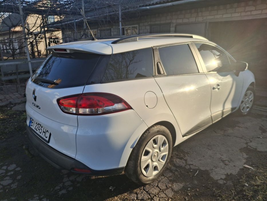 Авто Renault Clio 4