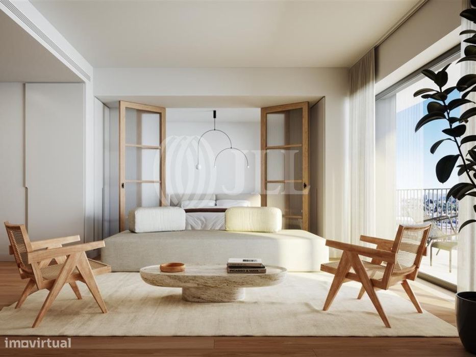 Apartamento T4 com estacionamento, Campo Grande, Lisboa