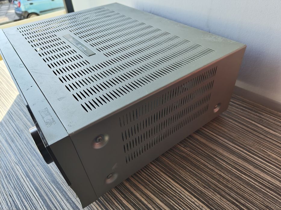 Harman Kardon AVR 245 amplituner