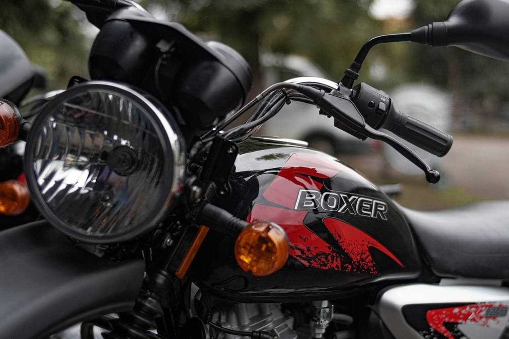 Bajaj Boxer 125 -  Оренда