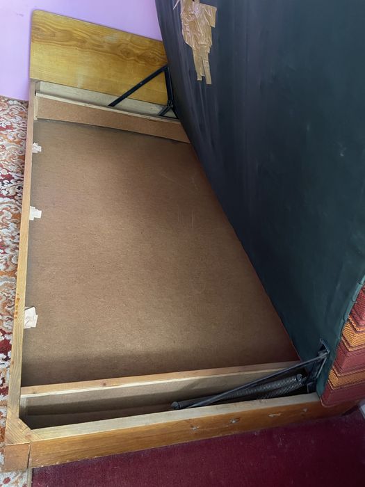 Za darmo Tapczan z prawdziwego drewna