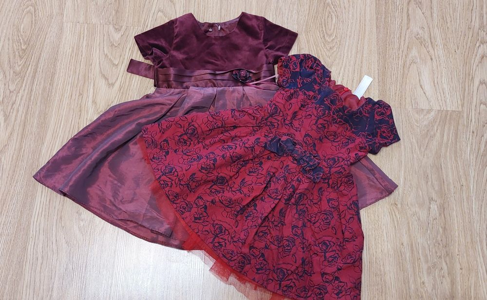 Sukienki dla dziewczynki 98