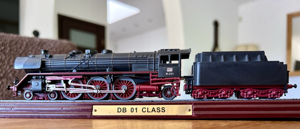 Parowóz DB 01 model
