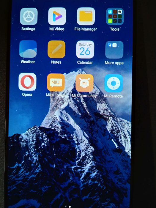 Xiaomi Mi 9 6/128 ГБ (Жива плата, чистий, без акаунтів) + 3 чохли та нове захисне скло!