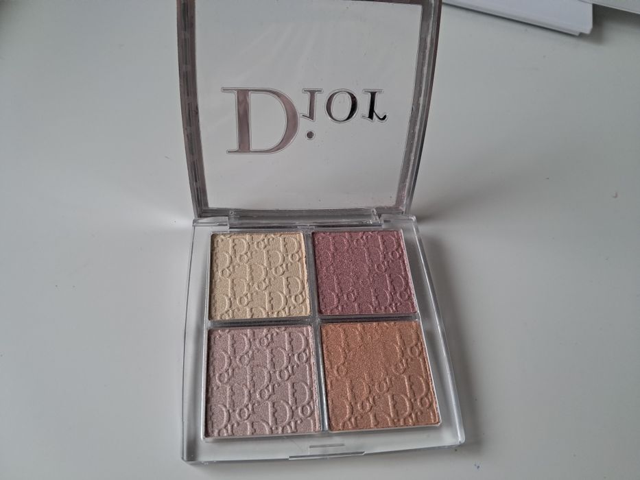 Paletka Dior Backstage 004