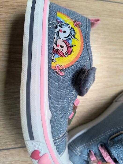 Tenisówki roz. 25