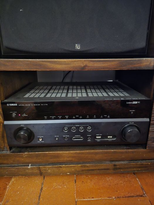 Amplificador Yamaha RX V779