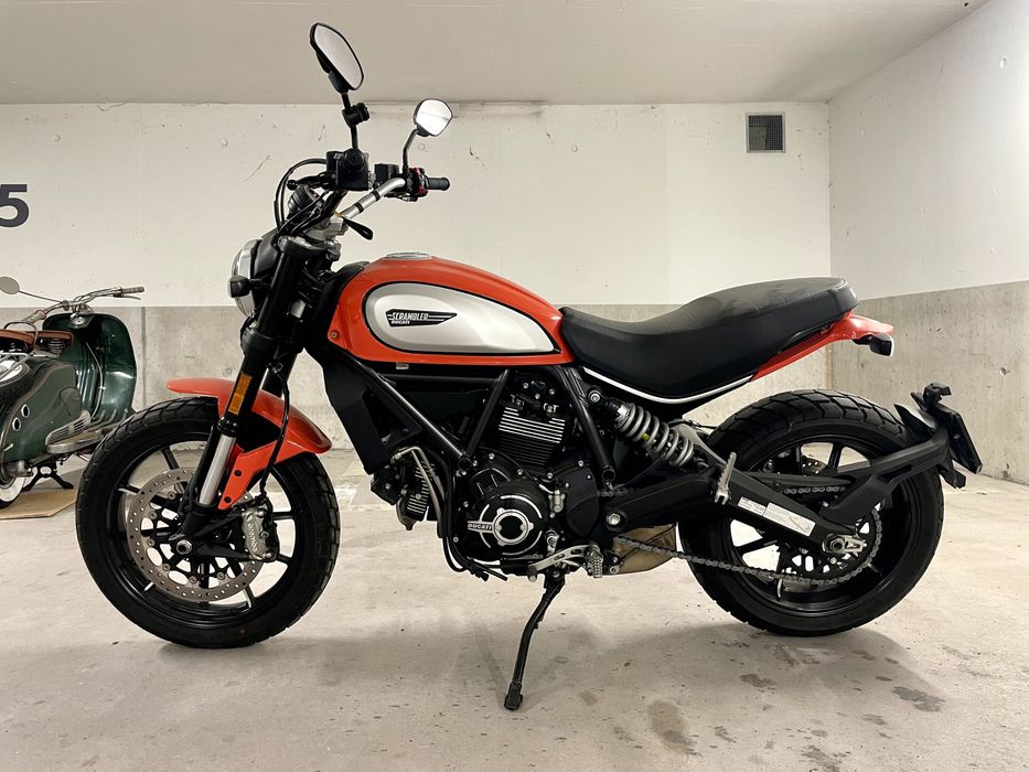 3500 km Ducati Scrambler Icon 800 laranja Original Impecável