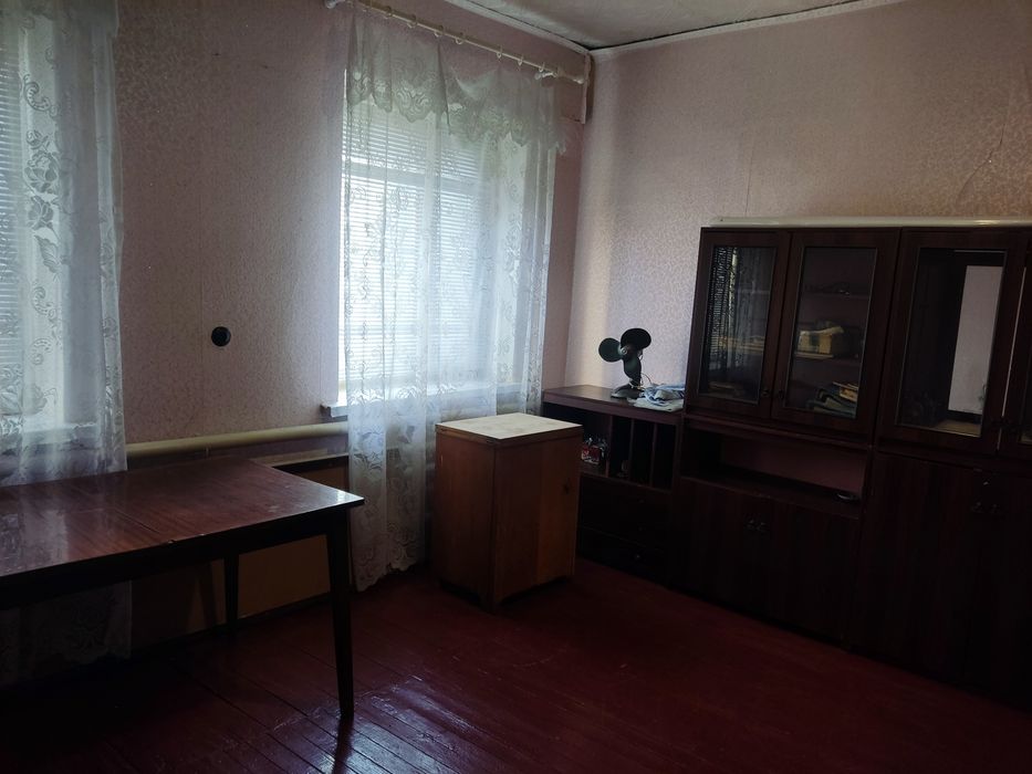 Продам добротний будинок на дві сім'ї