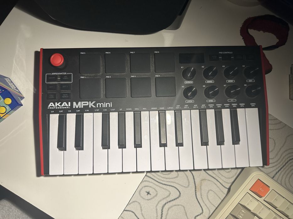 Akai MPK mini mk3 - keyboard/MIDI controller