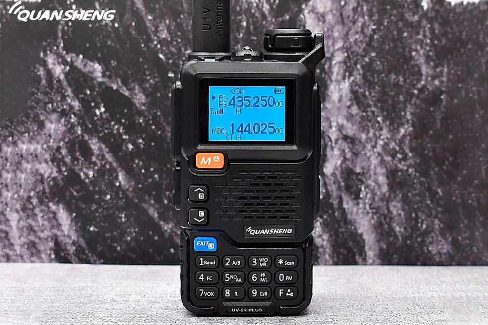 Rádio Quansheng uv5r 5W Multi Banda com receção Banda Aérea
