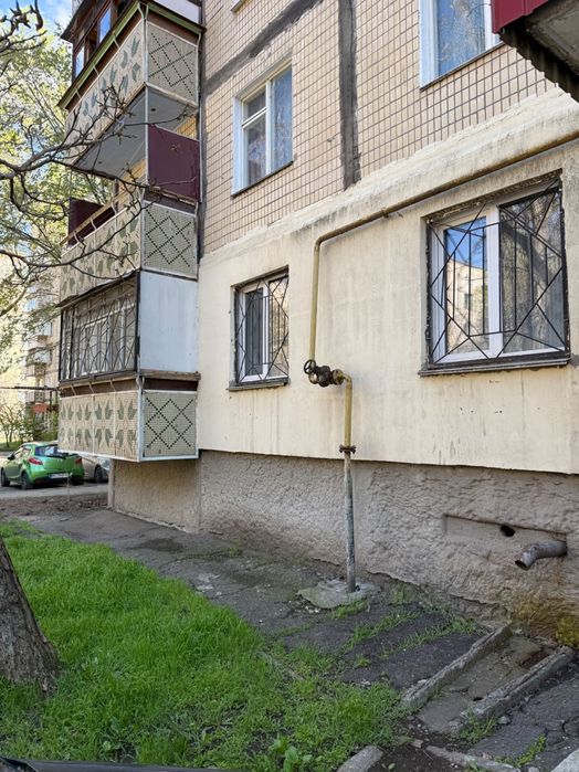 Продаю 3к квартиру у Центрі