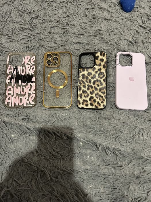 Чохли на 15 про макс