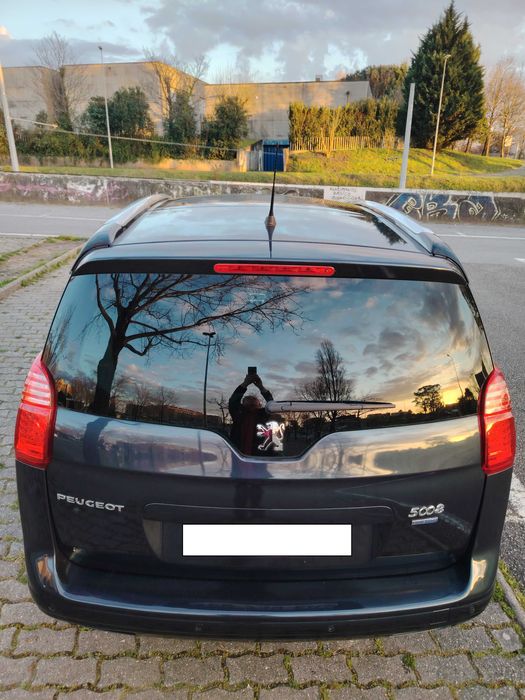 Peugeot 5008 1.6 E-HDi Allure 2013 Caixa Automática 7 lugares 220milkm — photo 4