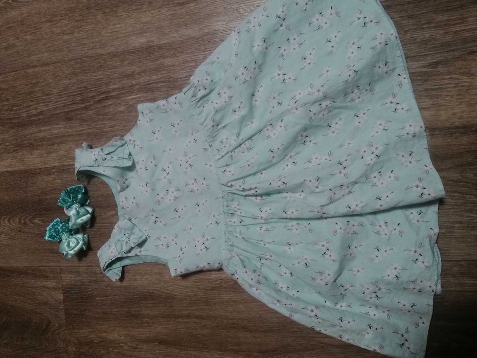 Нарядное платье на девочку 92-98р