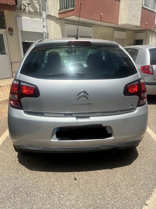 Citroën C3 1.2 PureTech – Muito Bem Estimado, Económico e Pronto a Andar