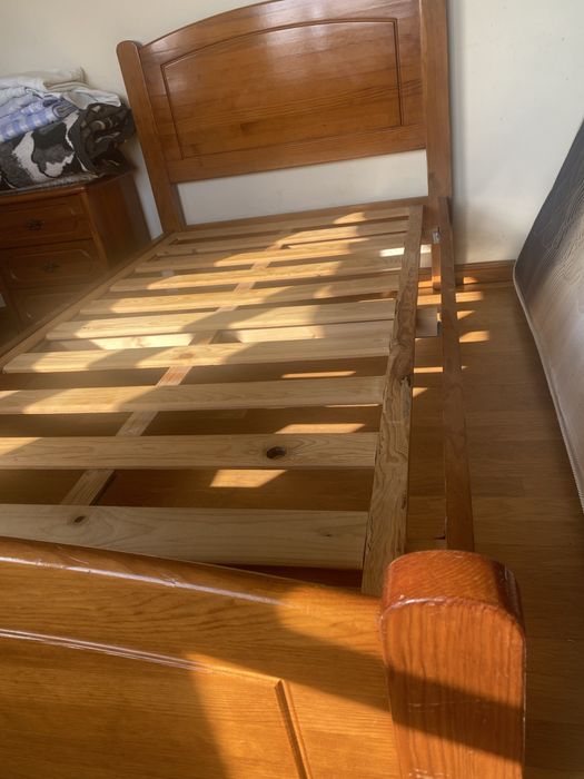 Mobilia de quarto madeira maciça