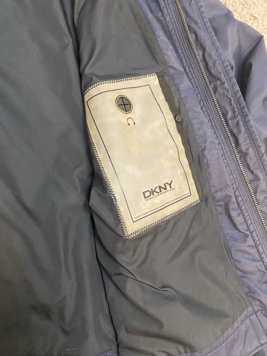 Вологостійка вітровка компанії DknY куртка чоловіча