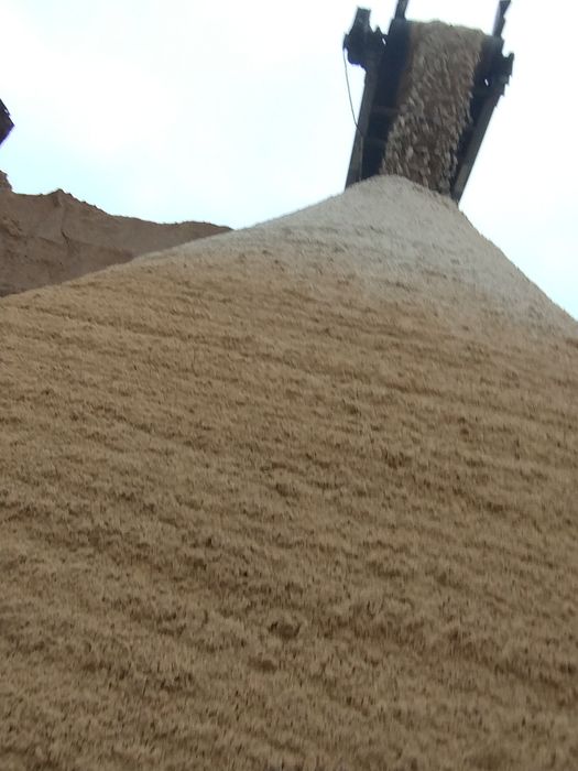 Ziemia siana ogrodowa trawniki boiska, piasek płukany siany do murowan